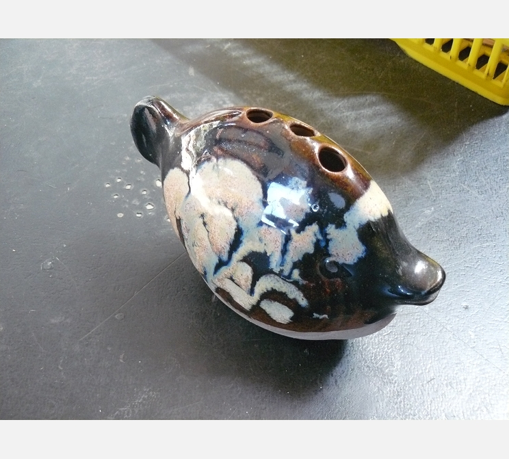 Poisson céramique||pique fleurs||LA BORNE