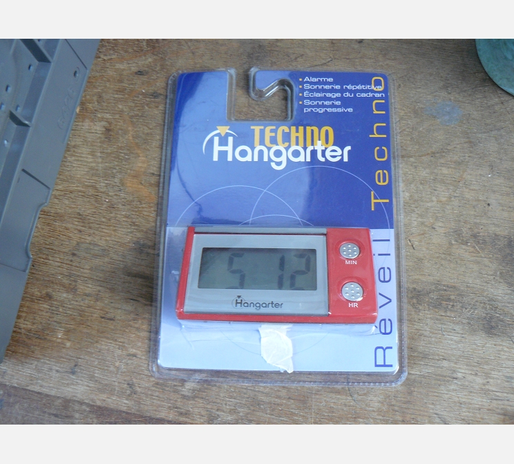 Réveil HANGARTER
