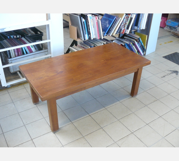 Table basse en bois massif||2 tiroirs