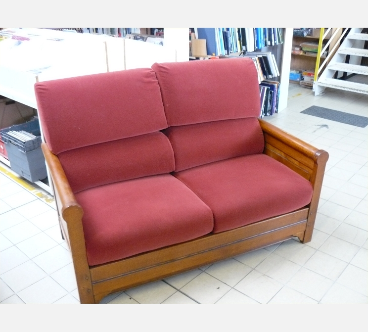 Canapé convertible||tissu velours rouge