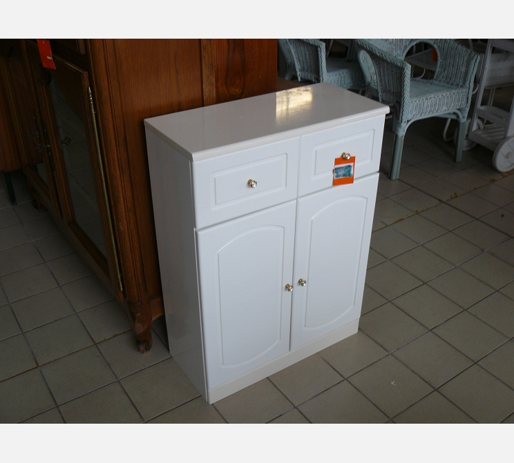 Meuble de salle de bain||2 p + 2 t, laqué blanc||60x30x 82 ht cm