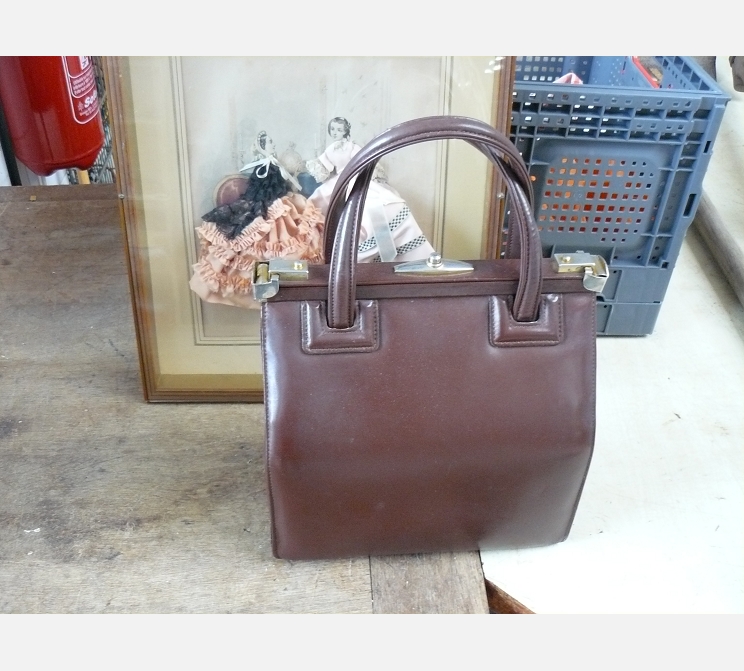 Sac Ã  main vintage||cuir marron