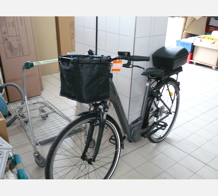 Vélo électrique GITANE||E-BIKE CITY 450 km, 28 ''||acc local