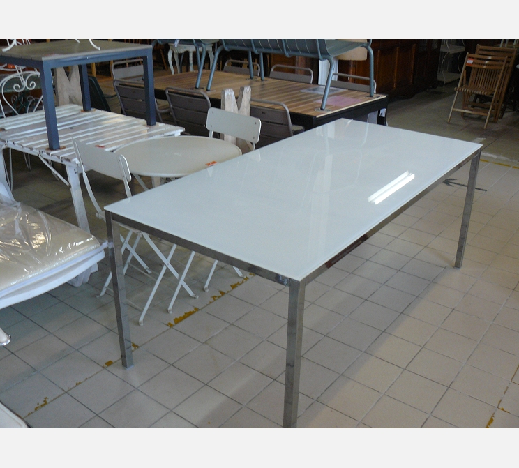 Table en verre||85x180 cm