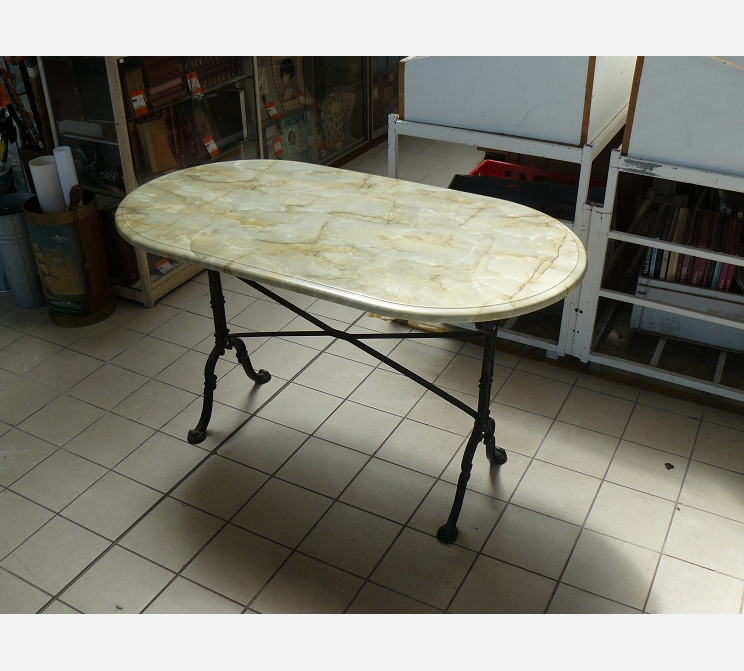 Table bistrot||plateau faux marbre