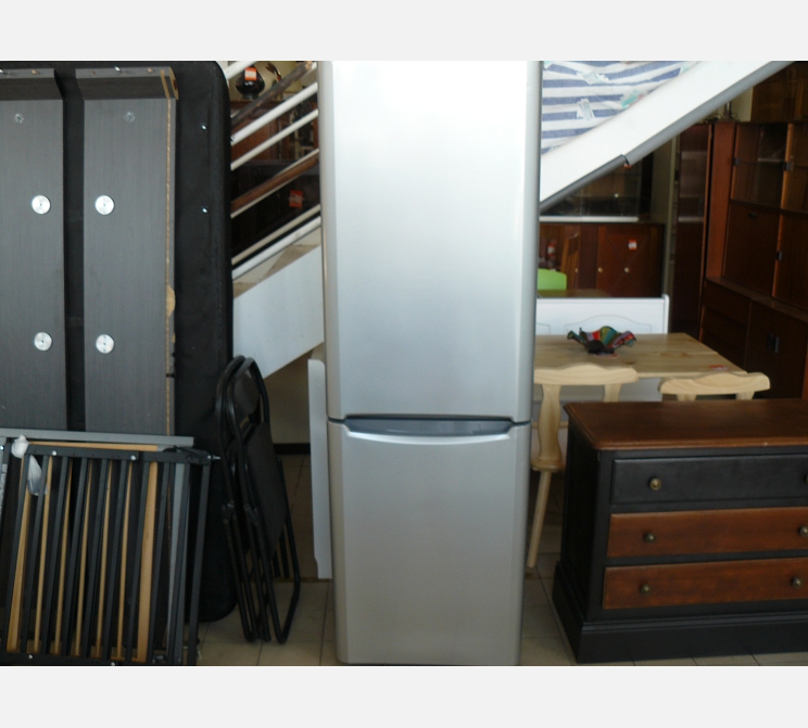 Réfrigérateur / congélateur||INDESIT