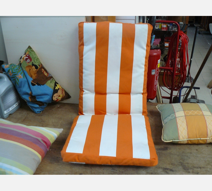 Coussin de transat||rayé orange et blanc
