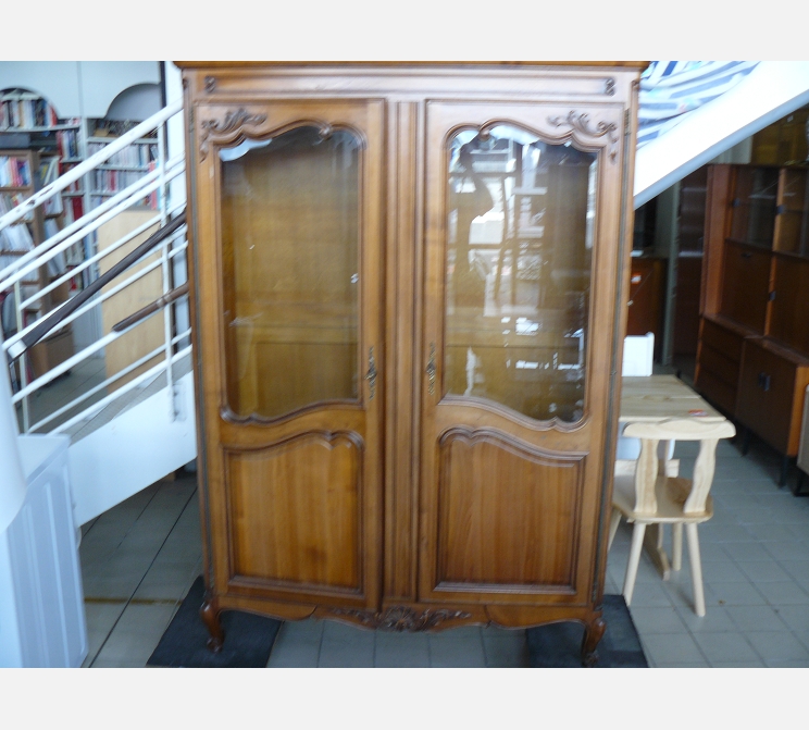 Vitrine style régence||2 portes ||clé B2