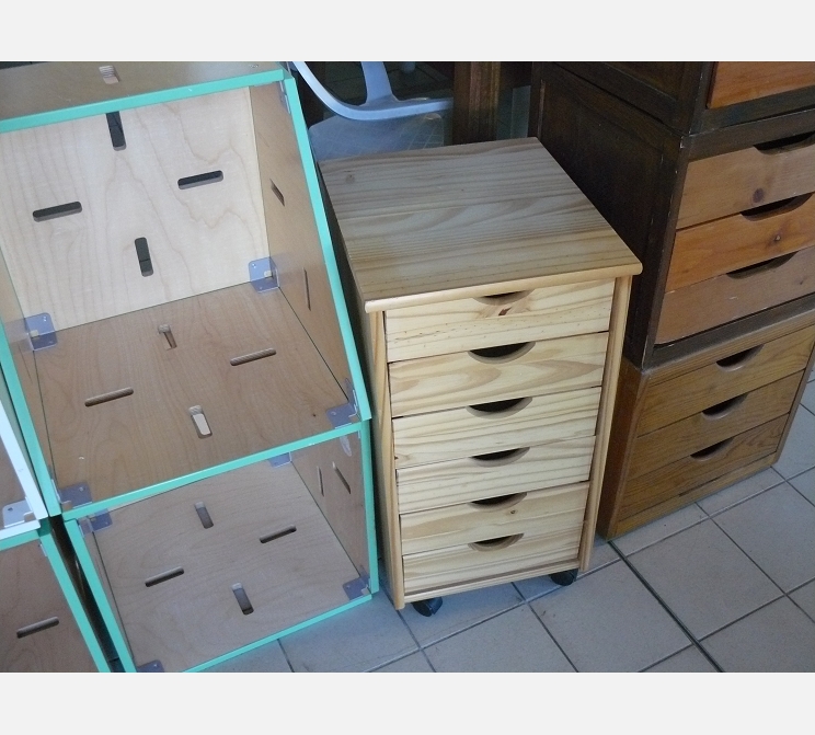 Bloc 6 tiroirs||sur roulettes