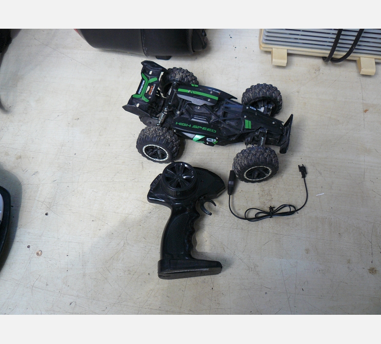 Voiture télécommandé||