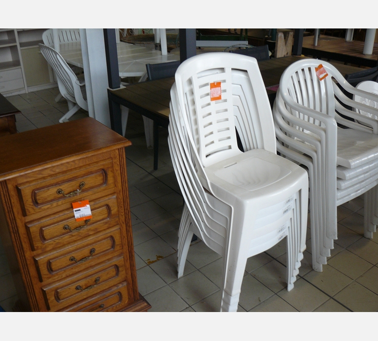 Lot de 6 chaises de jardin||PVC blanche