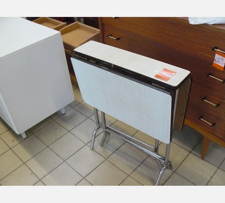 Table de cuisine formica||abattants