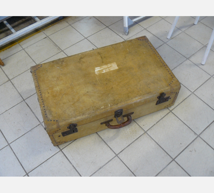 Valise ancienne