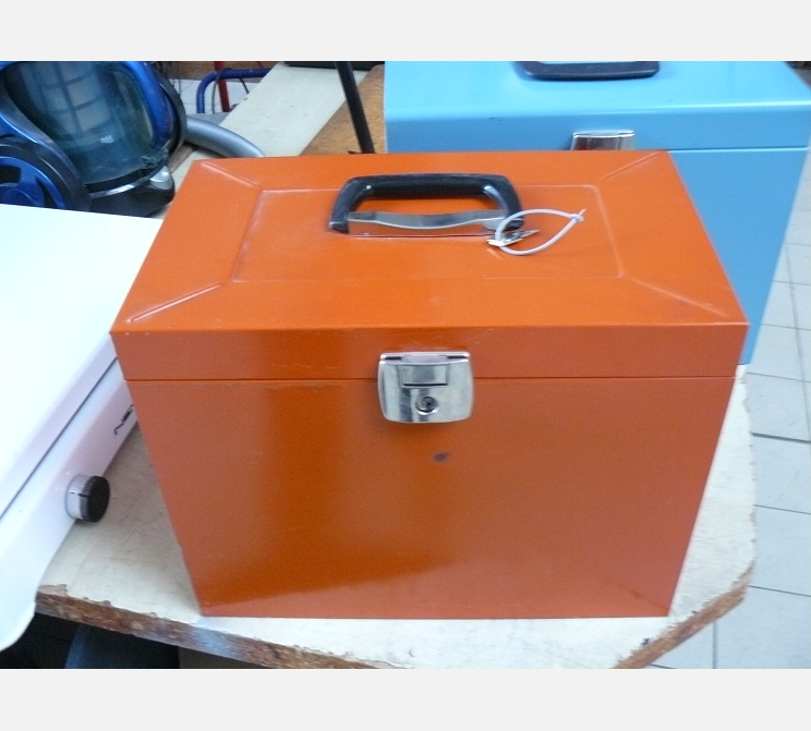 Boite Ã  archive orange||avec séparateur||clé B6