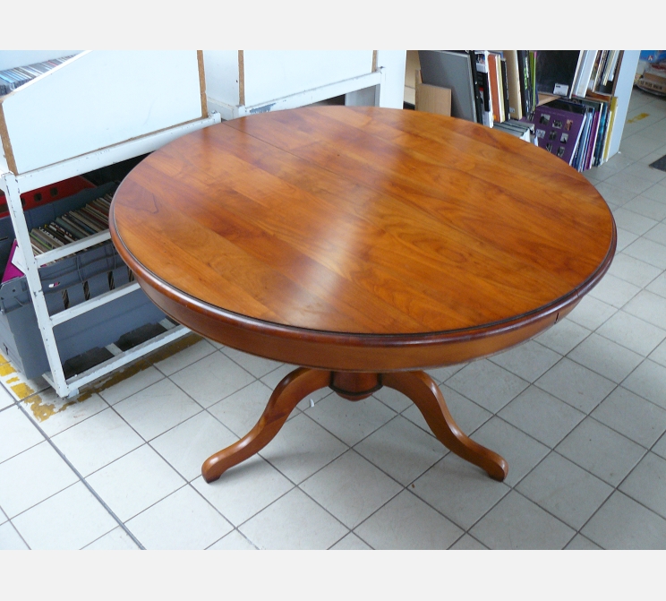 Table ronde, teinte merisier||sans allonge