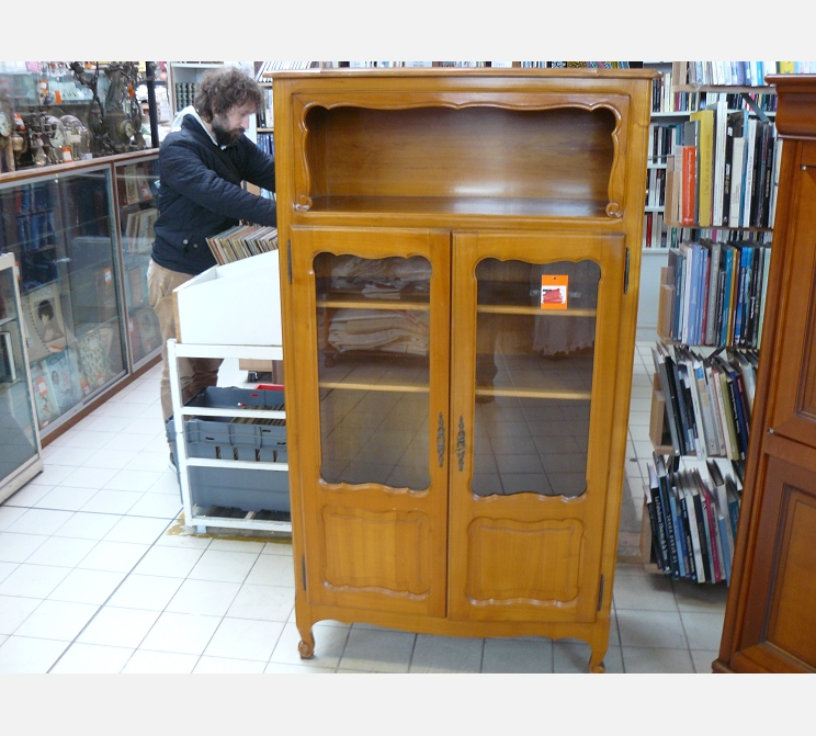 Vitrine style louis XV||bibliothèque||clé C5