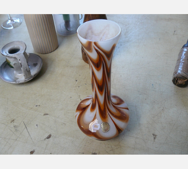Vase en opaline||MURANO