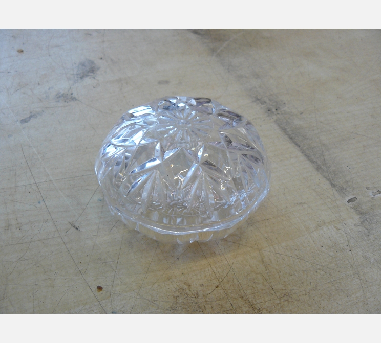 Bonbonnière en cristal