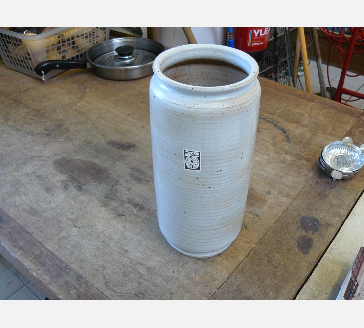 Vase en grès du marais