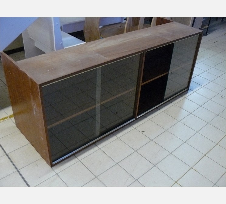 Vitrine 4 portes vitrées||180x37x70 ht cm