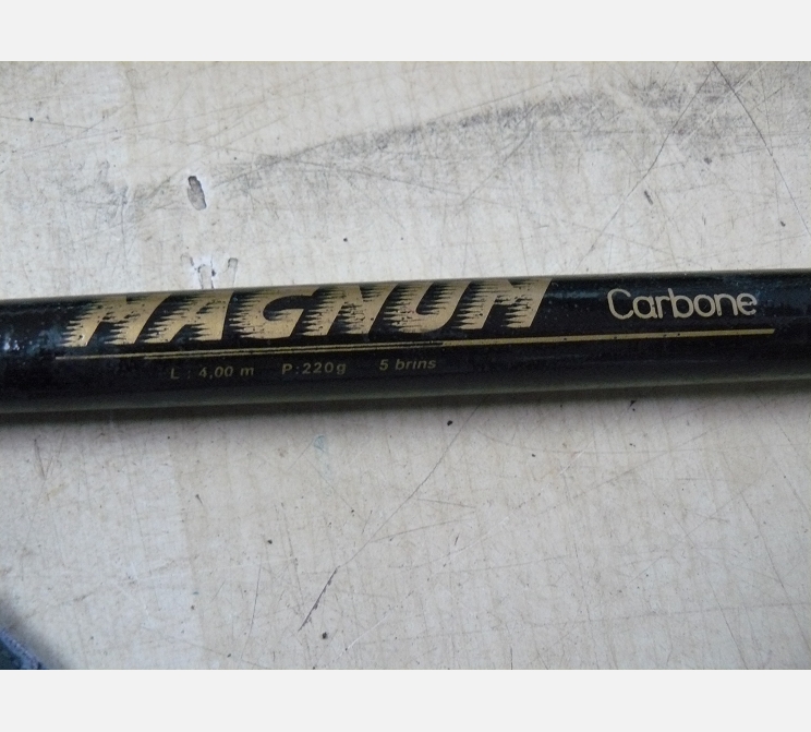 Canne Ã  pèche ||MAGUM 4 mètres 5 brins||