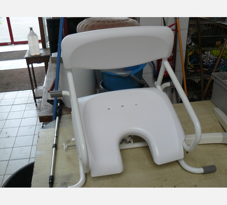 Siège de baignoire||pivotant