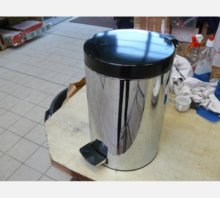 Poubelle inox||BRABANTIA