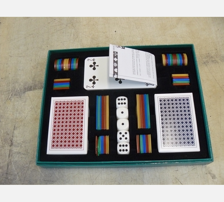 Boite de jeux de cartes