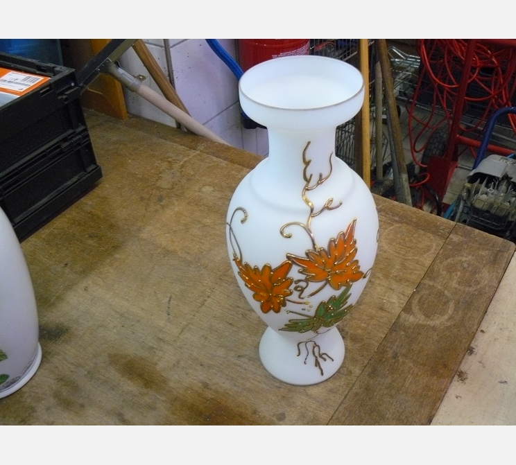 Vase en opaline