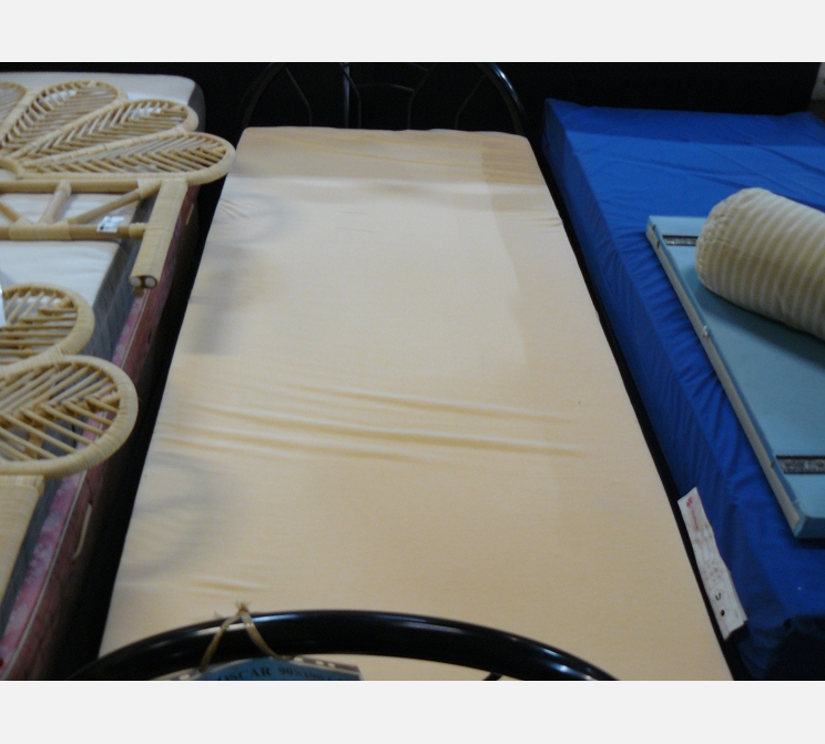 Matelas mousse||90x190 cm
