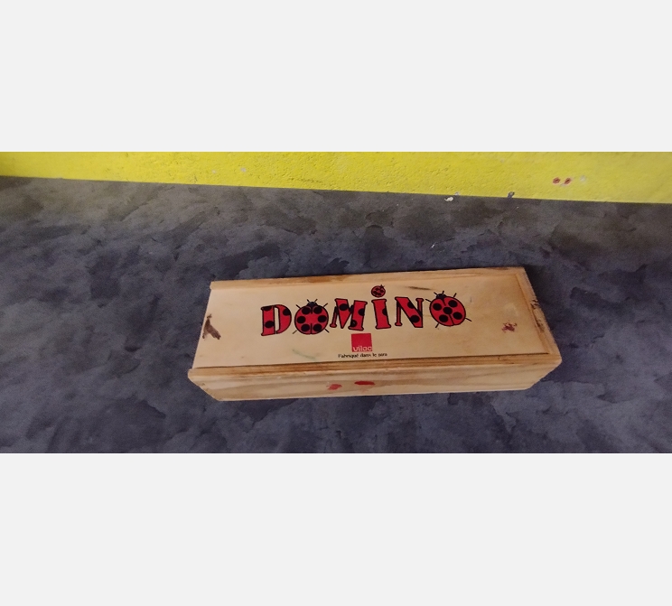 Boite de dominos