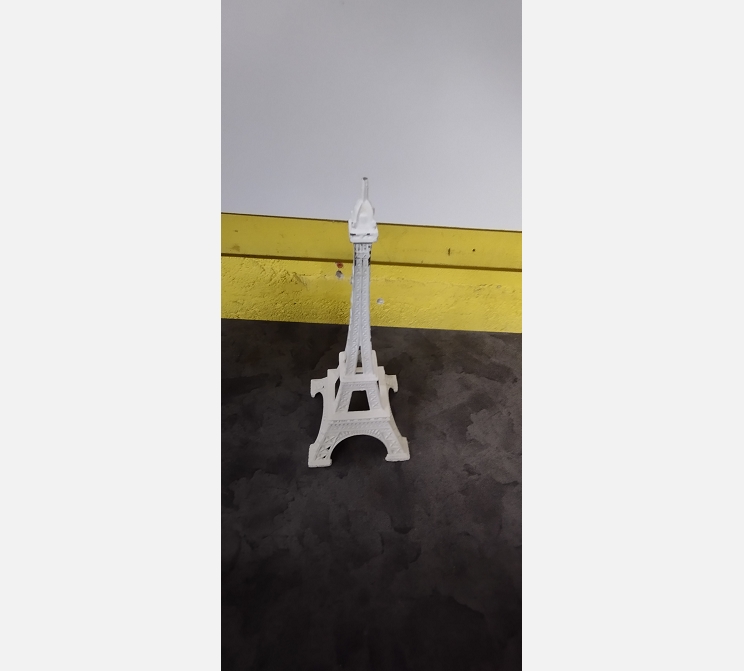 Tour eiffel blanche